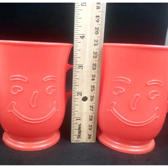 Red Kool-Aid Man 1980's Plastic Cup 4” Set of 2 Vintage 80s - Picture 7 of 8